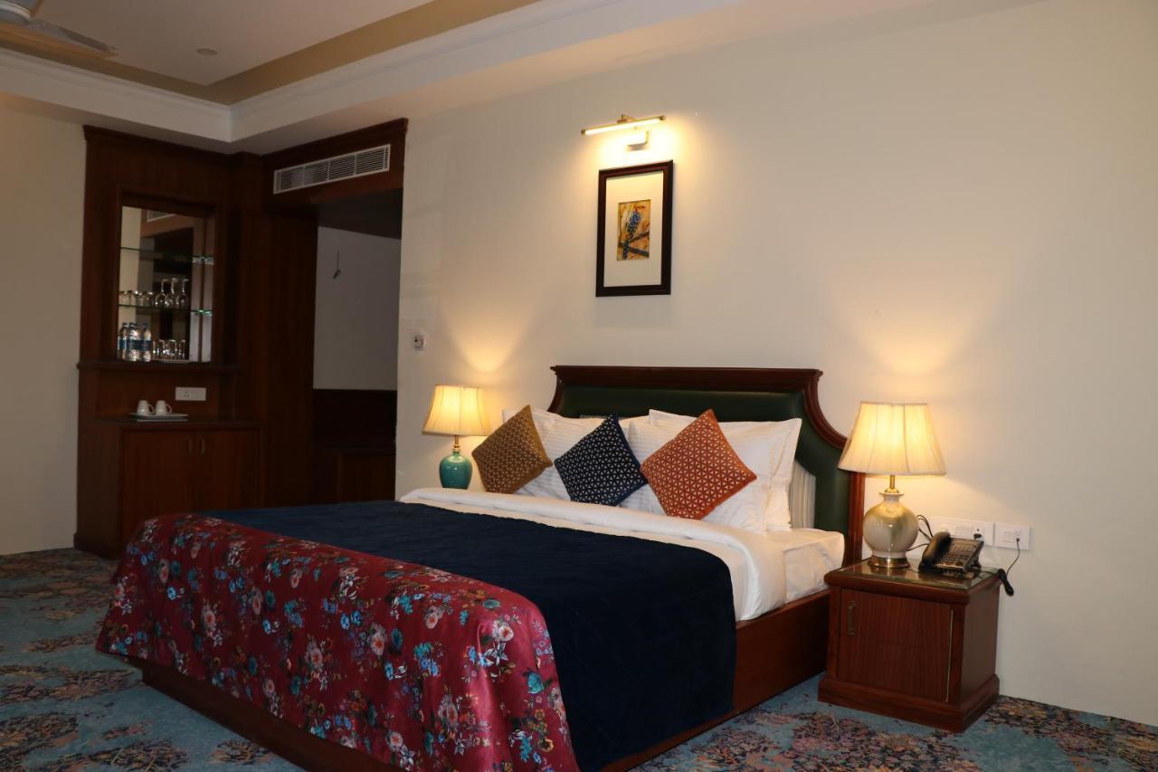 Royale De' Casa Resort กาซิรังคา ภายนอก รูปภาพ