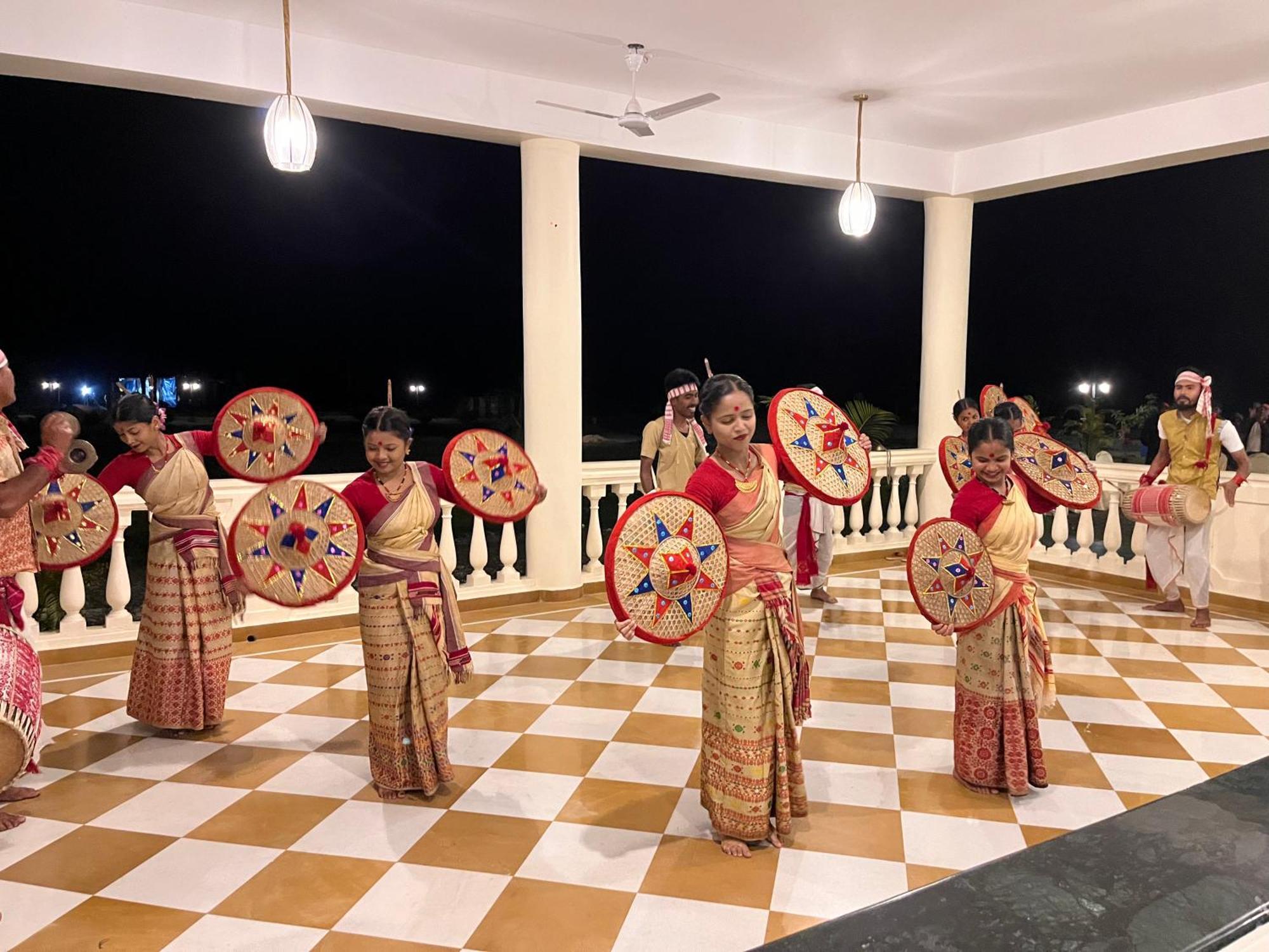 Royale De' Casa Resort กาซิรังคา ภายนอก รูปภาพ