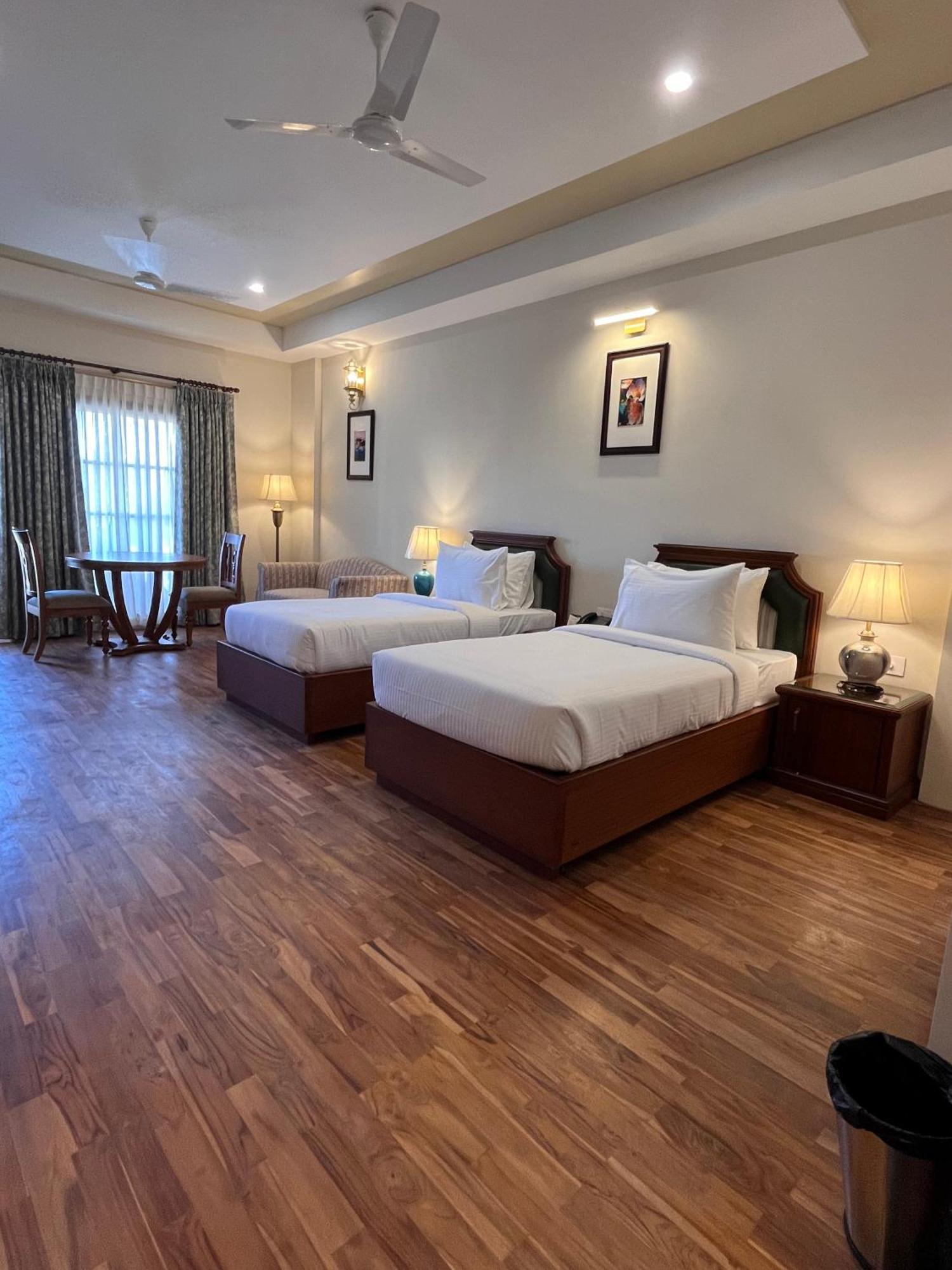 Royale De' Casa Resort กาซิรังคา ภายนอก รูปภาพ